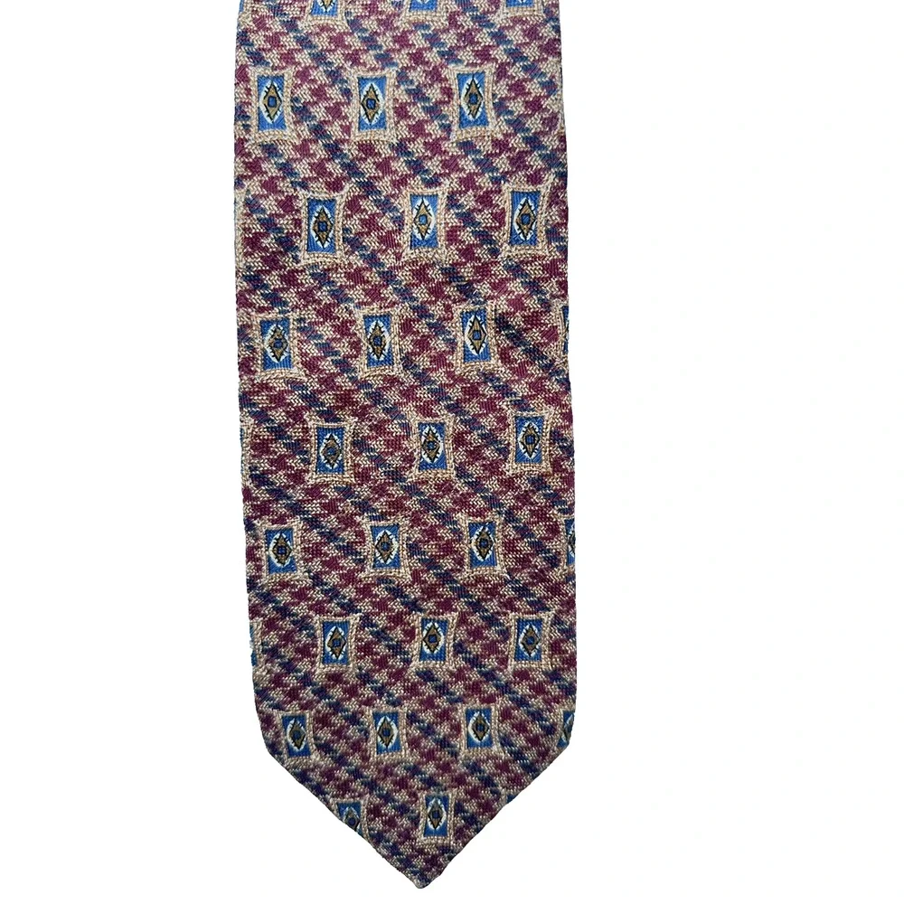 Hunt Club tie good blue